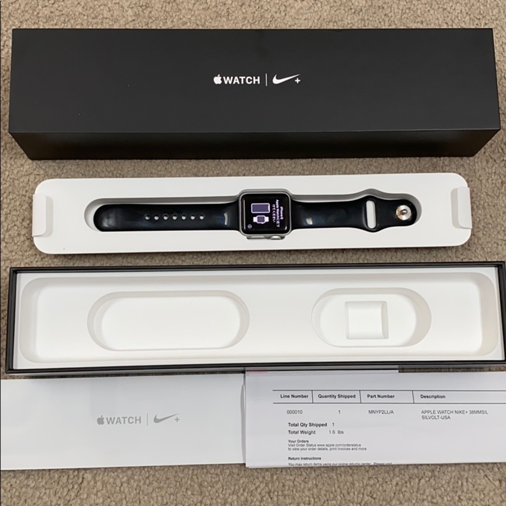 Silver Nike Apple Watch Series 2 38mm